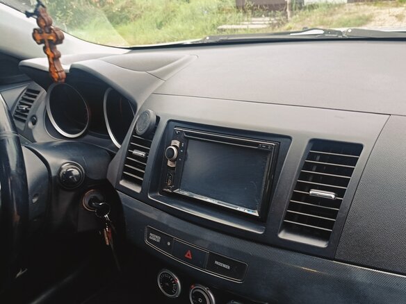 2008 Mitsubishi Lancer X, серебристый, 950000 рублей - вид 9