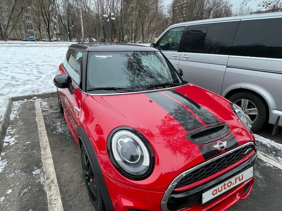 Mini Cooper f56 JCW Red