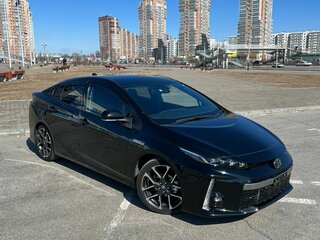 2019 Toyota Prius PHV ZVW52 IV (XW50), чёрный, 2400000 рублей, вид 1