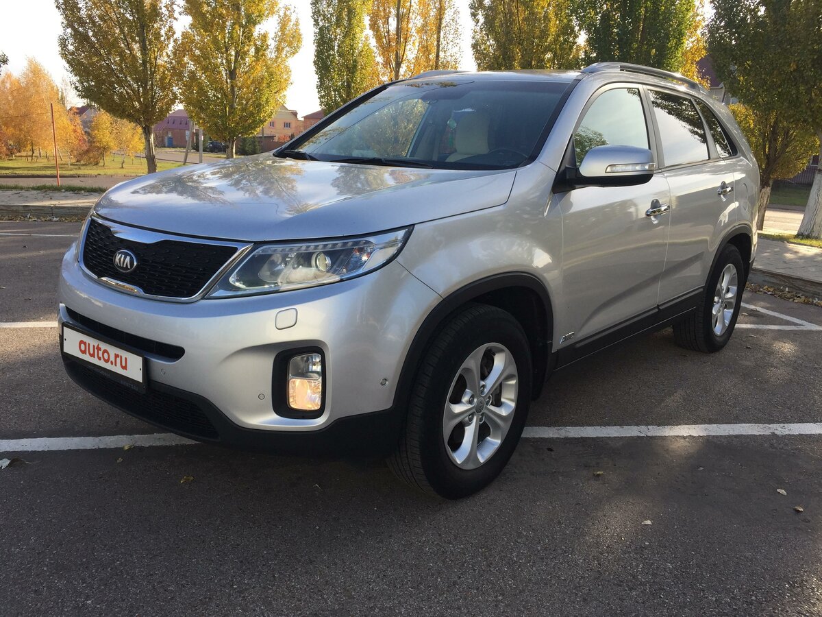 Kia Sorento II серебристый
