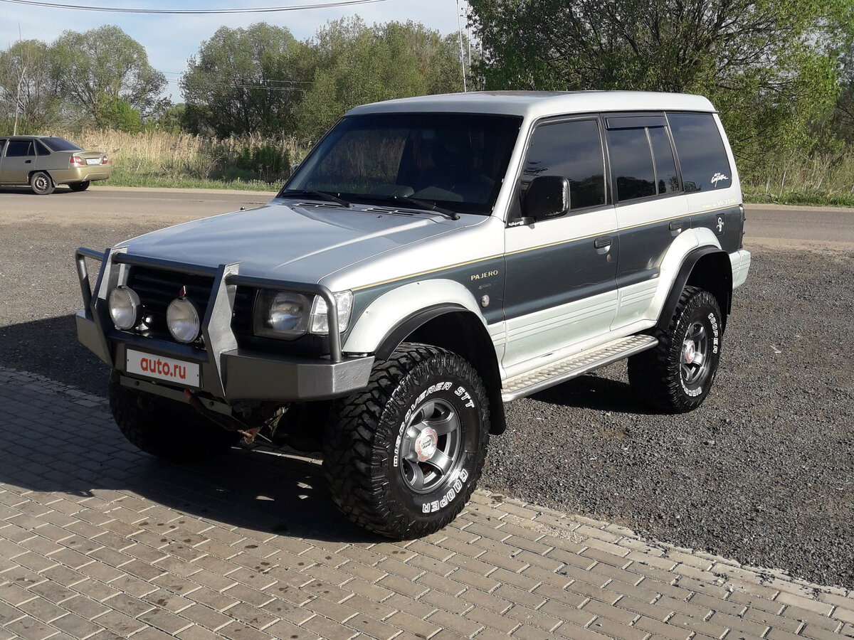 Купить б/у Mitsubishi Pajero II 3.5 AT (208 л.с.) 4WD