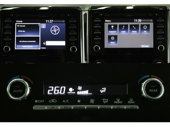 2022 Toyota Granvia II, чёрный - вид 17