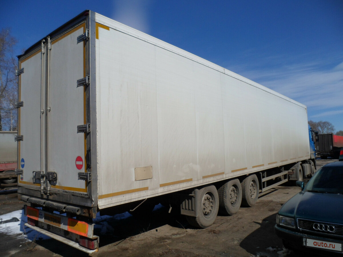 Полуприцеп Купава 93w000