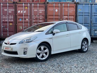 2009 Toyota Prius III (XW30), белый, 1350000 рублей, вид 1