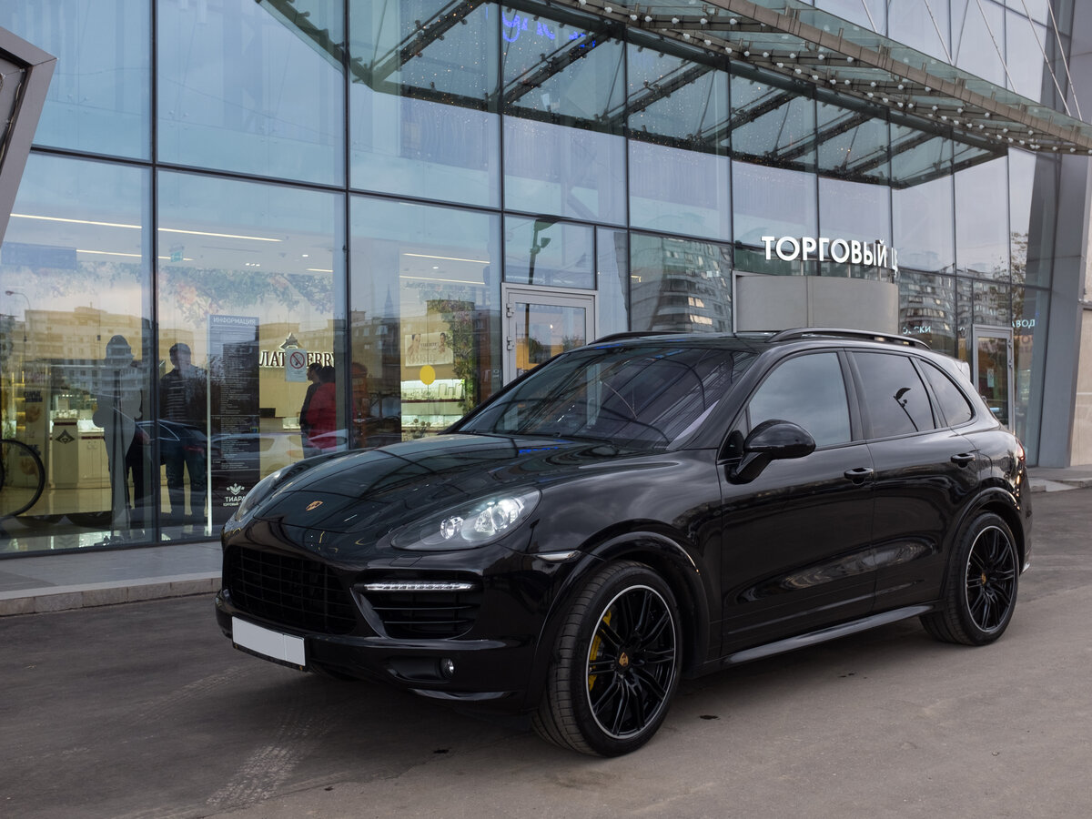 Porsche Cayenne GTS 2013