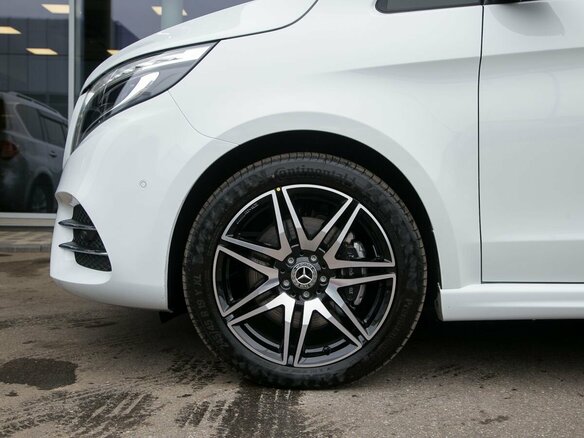 2024 Mercedes-Benz V-Класс Long 300 d длинный III (W447) Рестайлинг, белый, 18000000 рублей - вид 7
