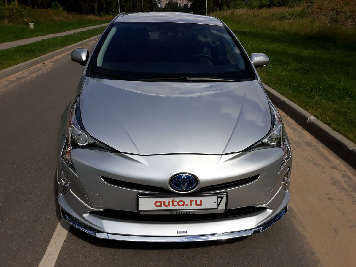 Toyota prius xw50