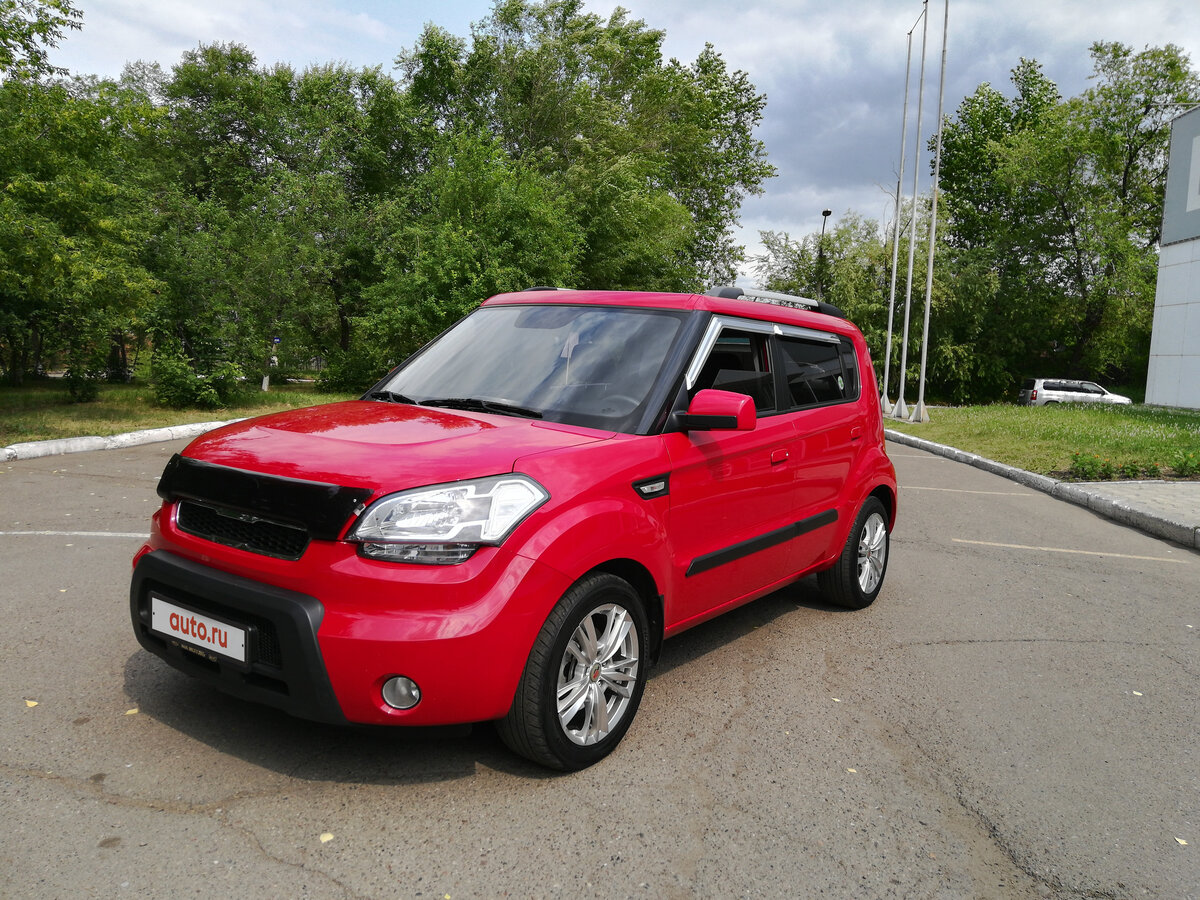 Kia Soul красный 2010