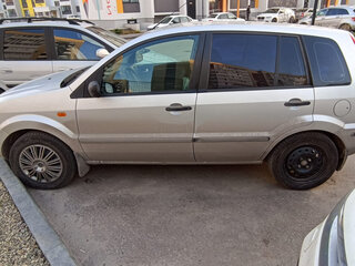 2005 Ford Fusion I, серебристый, 385000 рублей, вид 1