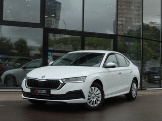 2021 Skoda Octavia IV (A8), белый, 2040000 рублей, вид 1