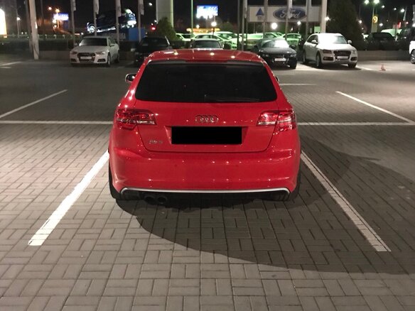 2012 Audi RS 3 I (8P), красный - вид 5