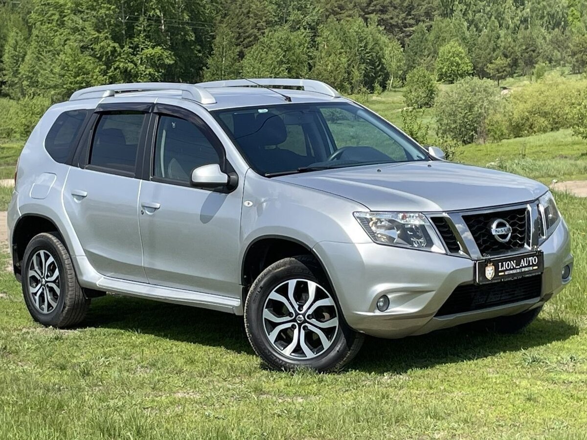 Купить б/у Nissan Terrano III (D10) 2.0 AT (143 л.с.) 4WD бензин автомат в Москв