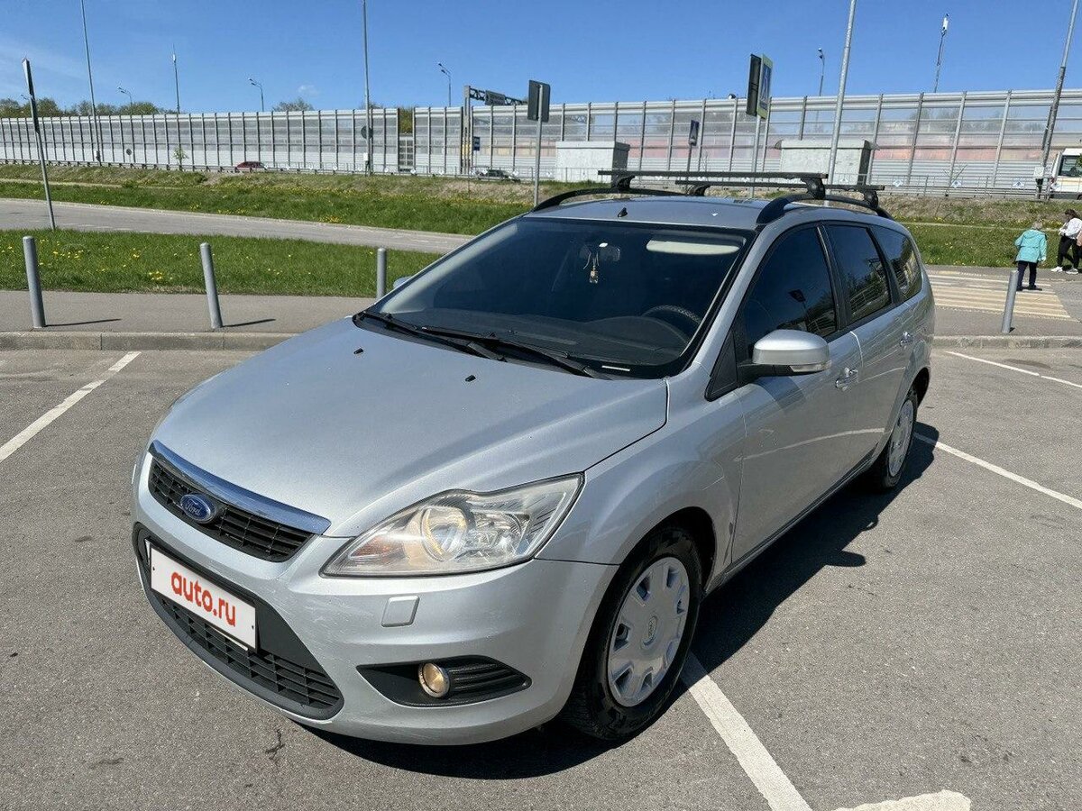 Купить б/у Ford Focus II Рестайлинг 1.6 AT (100 л.с.) бензин автомат в ...