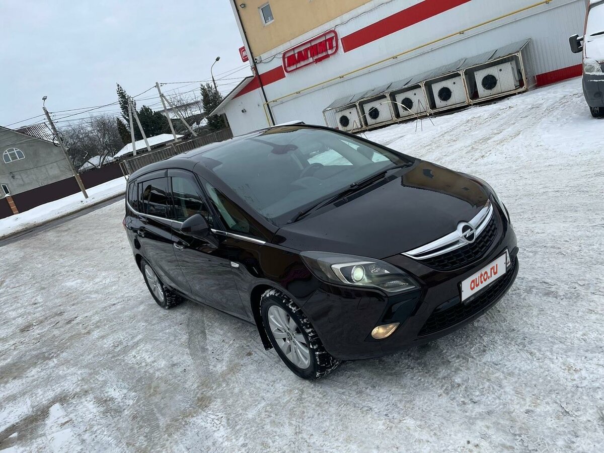 Купить б/у Opel Zafira C 1.4 AT (140 л.с.) бензин автомат в Москве ...