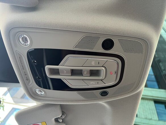 Купить б/у Audi Q8 I (4M) 55 TFSI 3.0 AT (340 л.с.) 4WD бензин автомат ...