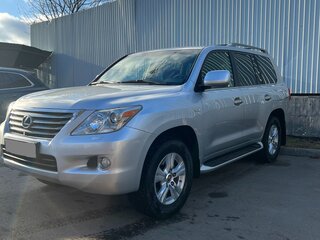 2010 Lexus LX 570 III, серый, 4200000 рублей, вид 1