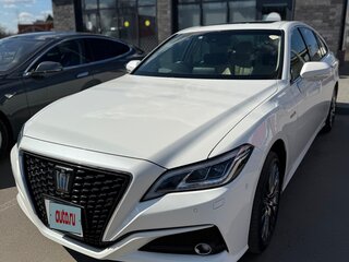 2019 Toyota Crown XV (S220), белый, 4100000 рублей, вид 1