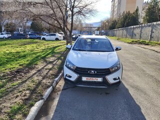 2019 Lada (ВАЗ) Vesta SW Cross I, белый, 900000 рублей, вид 1