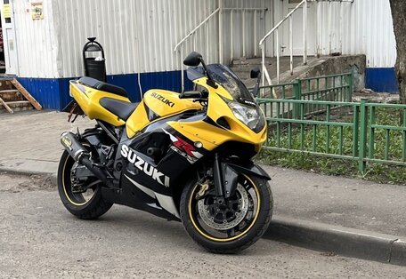 Купить мотоциклы Suzuki GSX-R 600 с пробегом - более 79 мотоциклов б/у  Сузуки ГСХ-Р 600 на Авто.ру