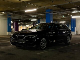 2018 BMW 5 серии 520d VII (G30/G31), серый, 2545000 рублей, вид 1