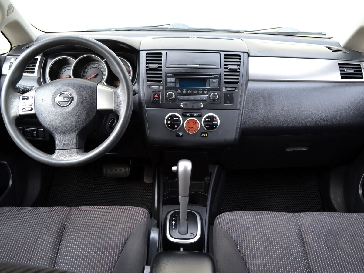 NISSAN TIIDA - фото 16