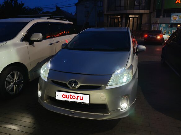 2009 Toyota Prius III (XW30), серый, 1200000 рублей - вид 15
