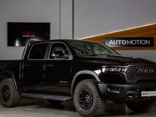 2026 Ram 1500 Crew Cab V Рестайлинг, серый, 9698000 рублей, вид 1