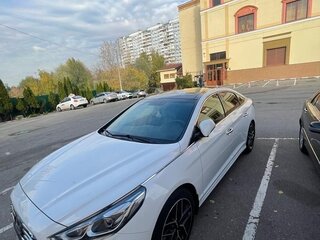 2018 Hyundai Sonata VII (LF) Рестайлинг, белый, 1850000 рублей, вид 1