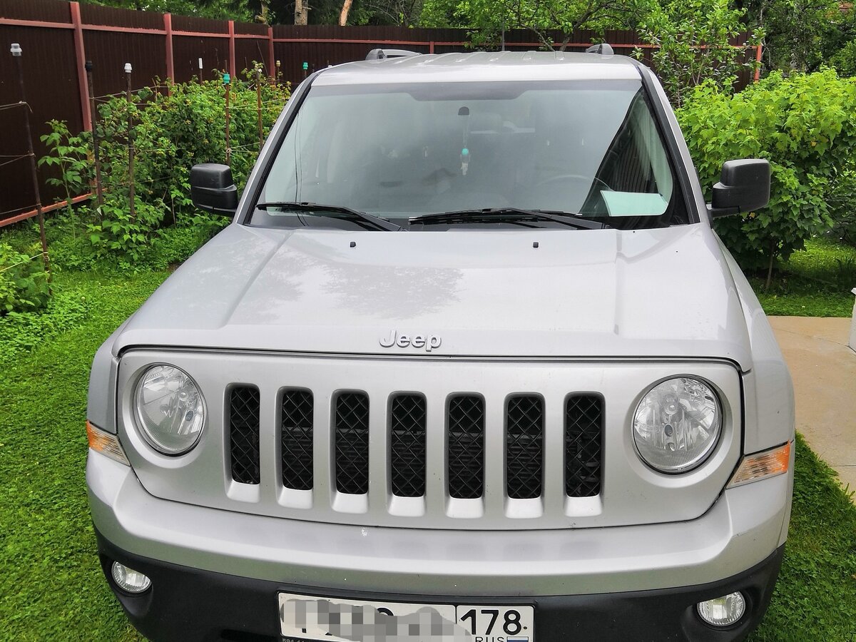 Jeep Liberty 2 4 CVT