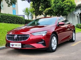 2021 Buick Regal VI Рестайлинг 1, красный, 1379000 рублей, вид 1