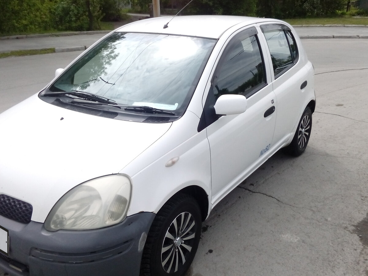 Toyota Vitz 2002