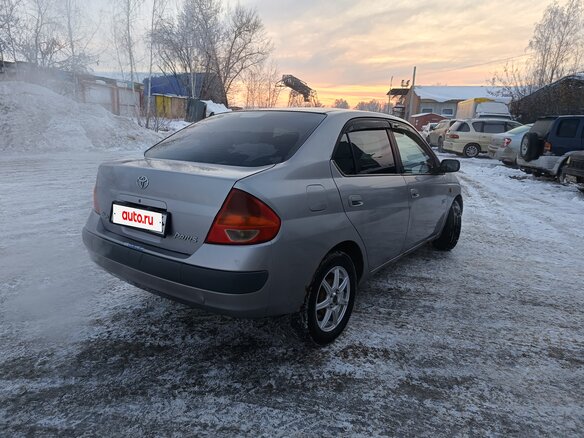 1998 Toyota Prius I (XW10), серебристый, 290000 рублей - вид 3