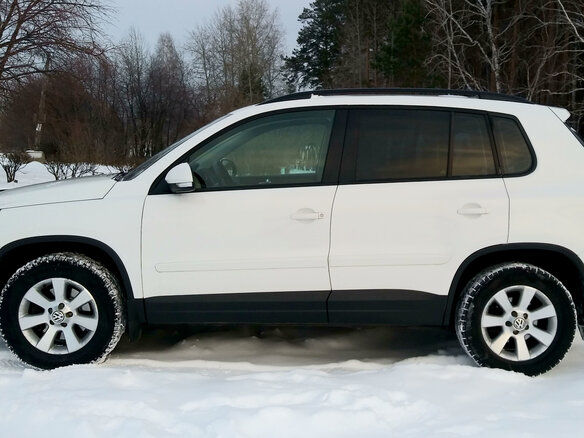 2010 Volkswagen Tiguan I, белый - вид 5