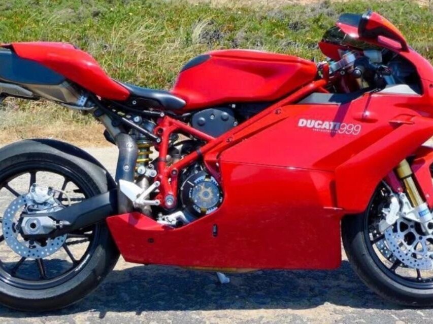 РњРѕС‚РѕС†РёРєР» Ducati 999