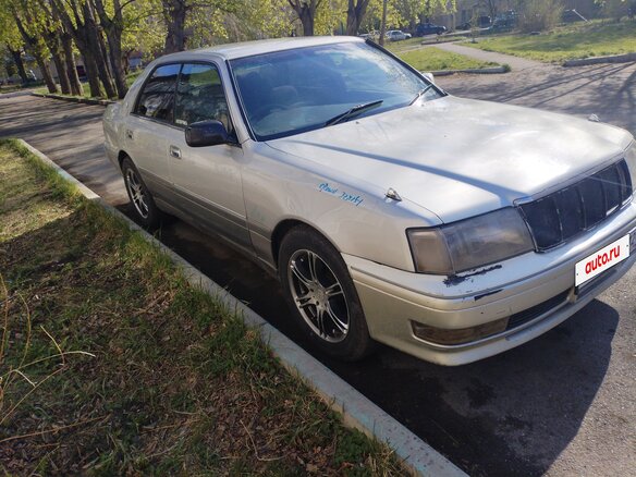 1995 Toyota Crown X (S150), серый, 440000 рублей - вид 1