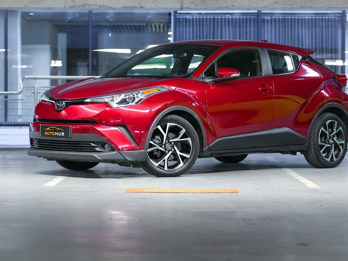Купить б/у Toyota C-HR I 2.0 CVT (148 л.с.) бензин вариатор в ...