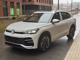2024 Volkswagen Tiguan L Pro III (China Market), белый, 4200000 рублей, вид 1