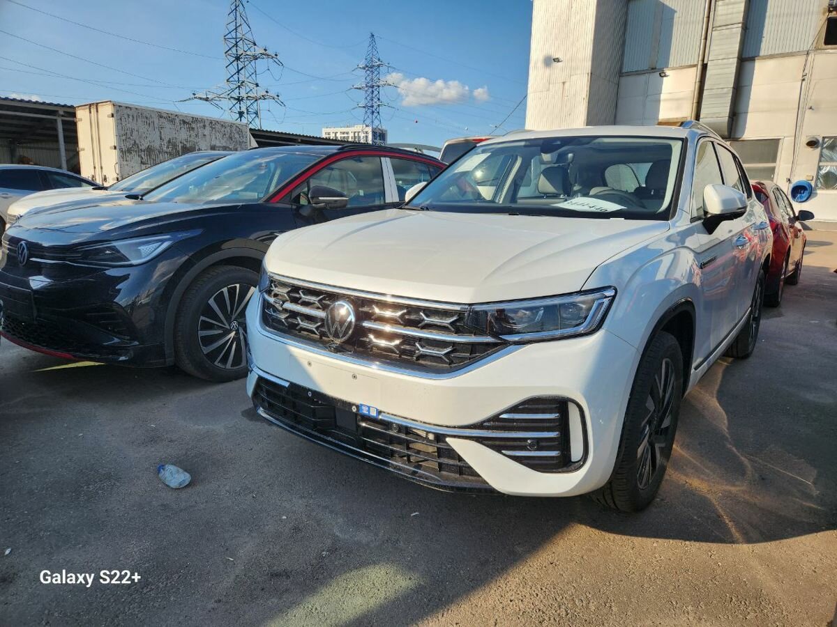 Купить новый Volkswagen Tayron I Рестайлинг 2.0 AMT (220 л.с.) 4WD ...