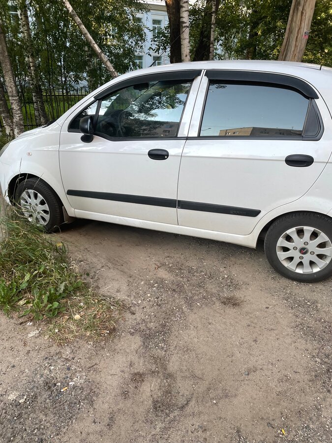 Купить б/у Chevrolet Spark II 0.8 MT (52 л.с.) бензин механика в ...