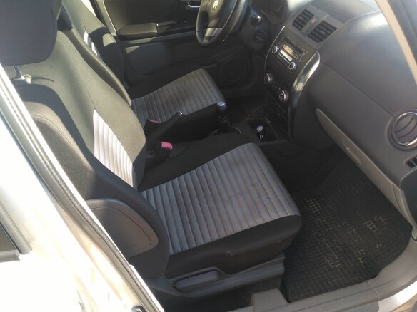 2012 Suzuki SX4 I (Classic) Рестайлинг, серебристый - вид 4