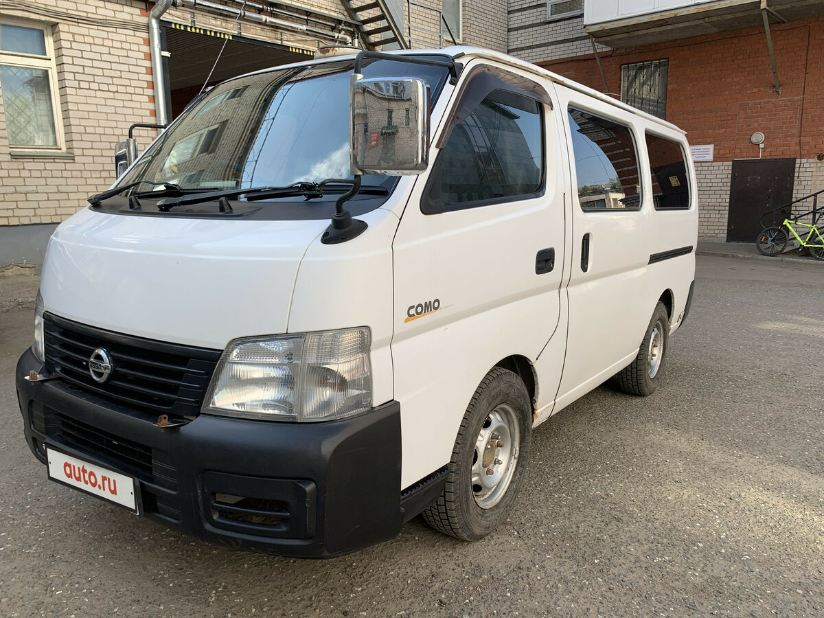 Ниссан микроавтобус 2003