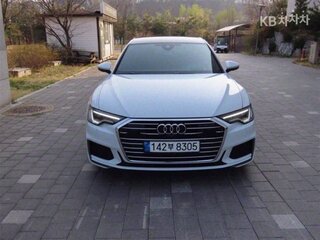 2020 Audi A6 45 TDI V (C8), белый, 3600000 рублей, вид 1