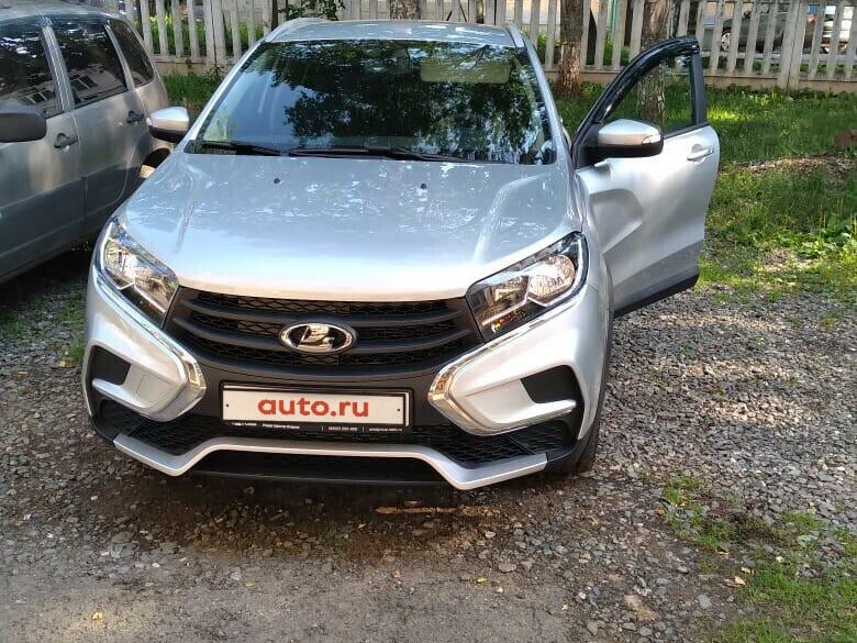 Купить б/у Lada (ВАЗ) XRAY I Cross 1.6 MT (106 л.с.) бензин механика в ...