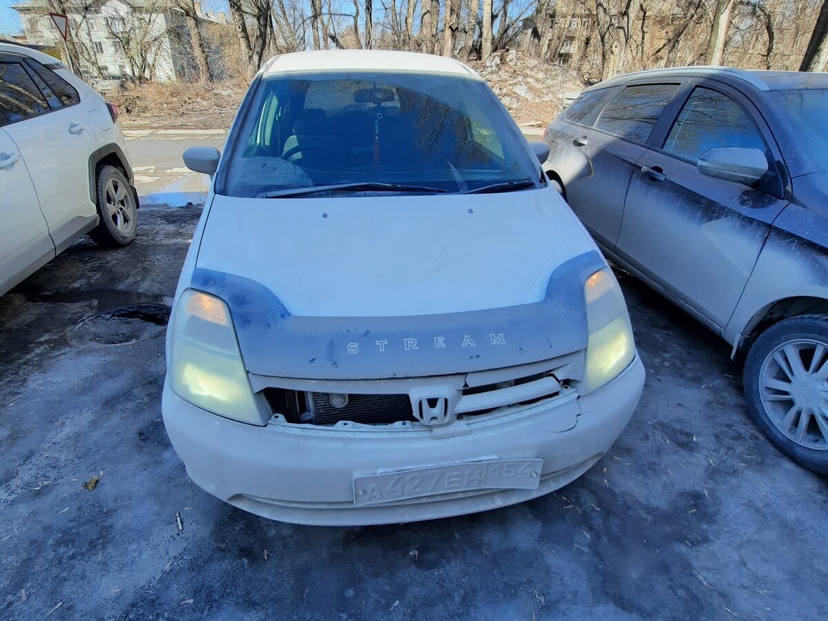 Купить б/у Honda Stream I 2.0 AT (154 л.с.) бензин автомат в ...