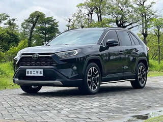 2021 Toyota RAV4 V (XA50), чёрный, 2010000 рублей, вид 1