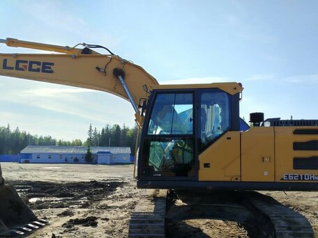 2023 LGCE E6210F, жёлтый, 9040000 рублей, вид 2
