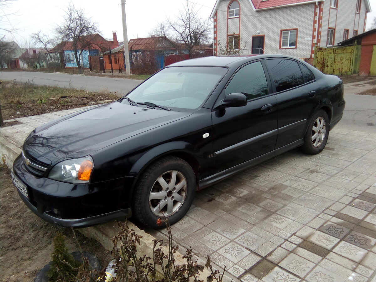 Купить б/у Chevrolet Evanda 20042006 2.0 MT (131 л.с