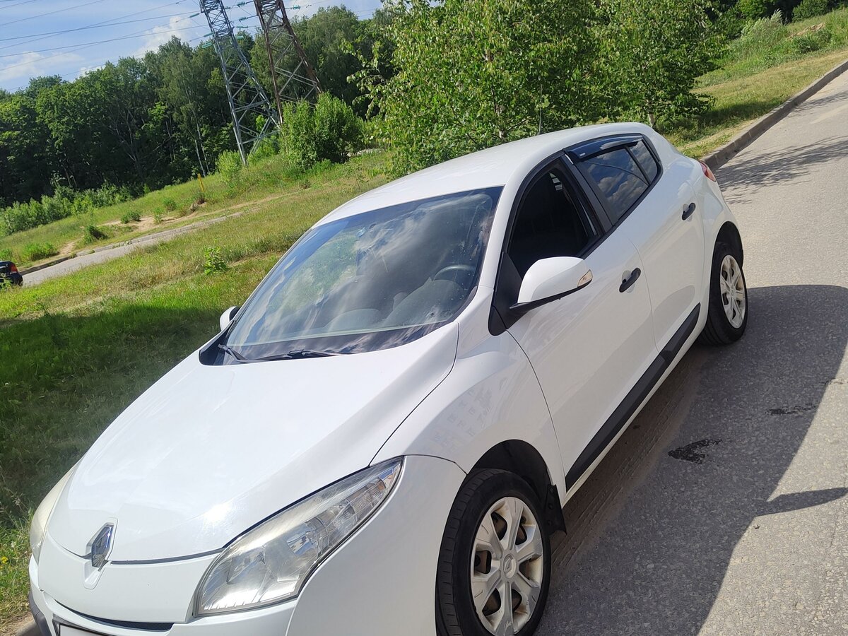 Купить б/у Renault Megane III 1.5d MT (90 л.с.) дизель механика в ...