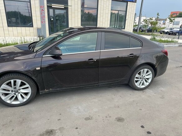 2013 Opel Insignia I Рестайлинг, коричневый, 700000 рублей - вид 11