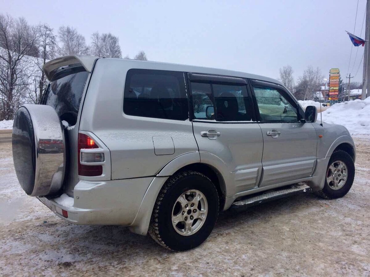 Что лучше хонда пилот или митсубиси паджеро - 82 фото